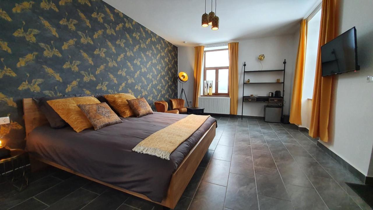 Tisza White House Bed & Breakfast Tiszaszolos Eksteriør bilde